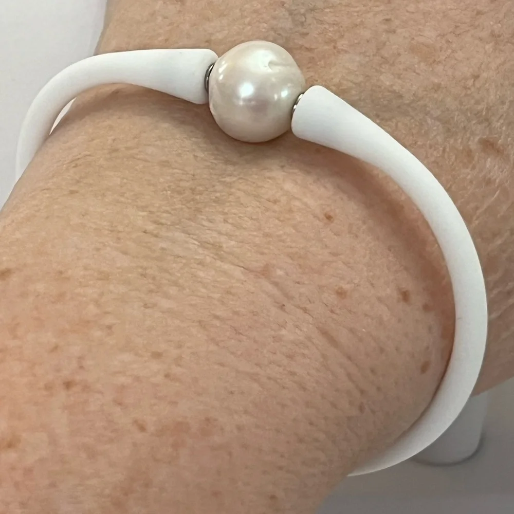 FRESH WATER PEARL | White Silicone Jelly Bracelet | NEW!